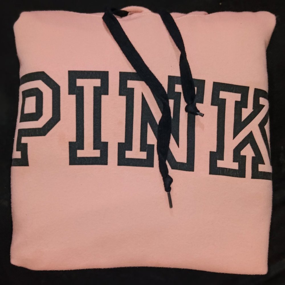 ✨FREE✨Pink Sweater